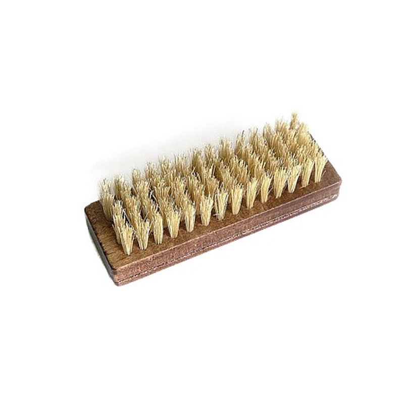 Щетка одежная 04с1-30