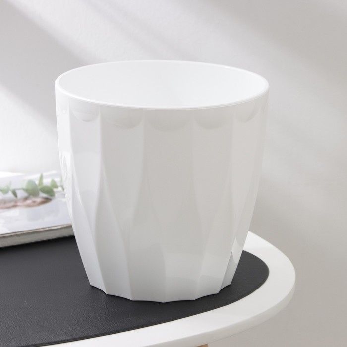 Кашпо ФЛЮТЕ 4,5л. со вставкой 1527 (белый) ДП