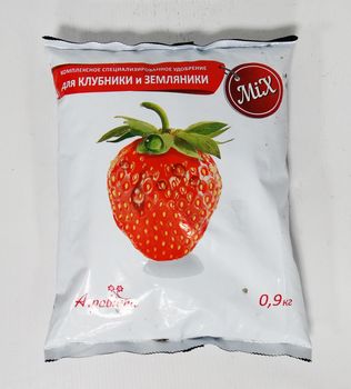Компл. спец. уд-е (д/клубники и земляники) 0,9кг. (Н-А)