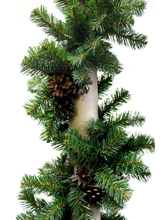 Гирлянда РОЖДЕСТВЕНСКАЯ-14 ГР-140 (с шишками) темно-зел. 2,7м.