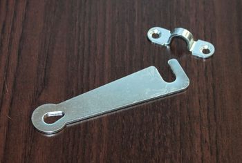 Крючок дверной КД-75 оцинк. Кунгур