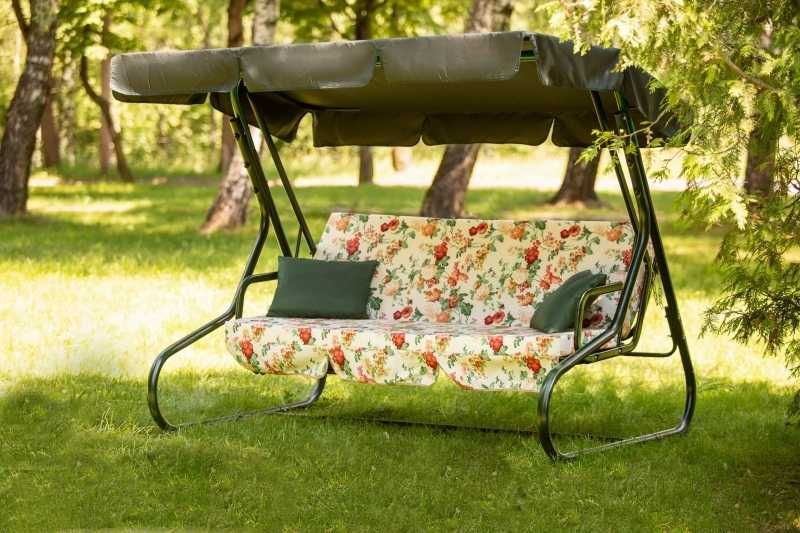 Качель садовая "Новара" с1262/с908 (3-х местные, цв.зеленый,чехол разноцв. цветы до 250кг.)